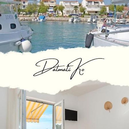 Apartment And Rooms Dalmatiko Vodice Extérieur photo
