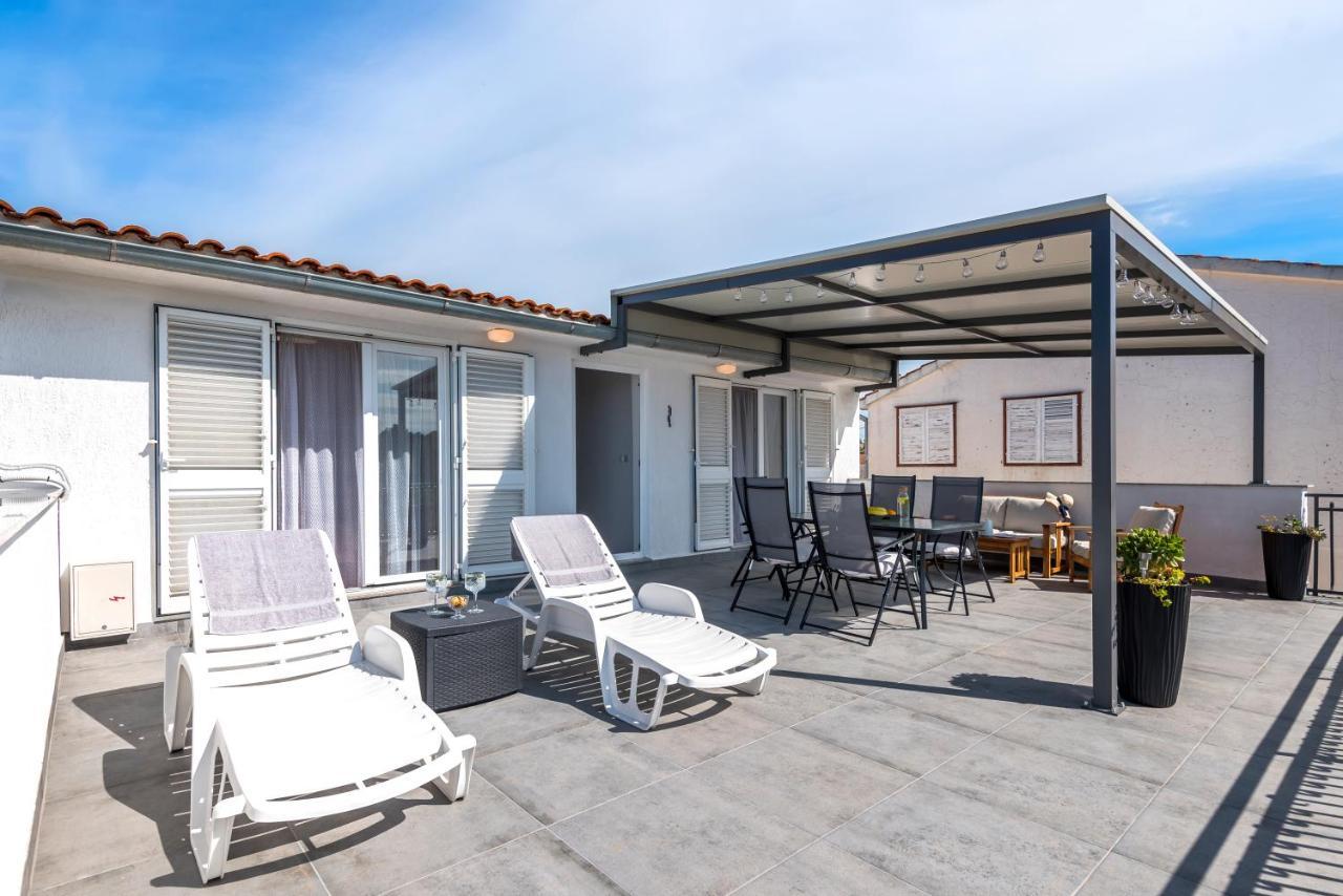 Apartment And Rooms Dalmatiko Vodice Extérieur photo