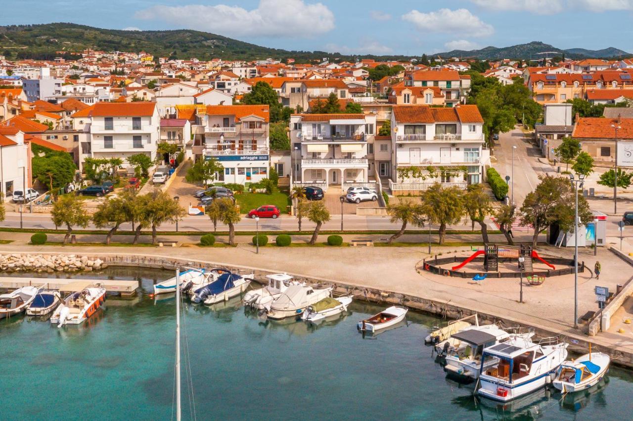 Apartment And Rooms Dalmatiko Vodice Extérieur photo