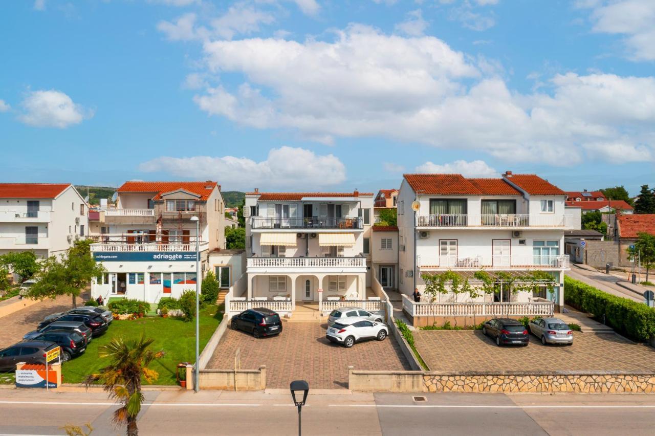 Apartment And Rooms Dalmatiko Vodice Extérieur photo