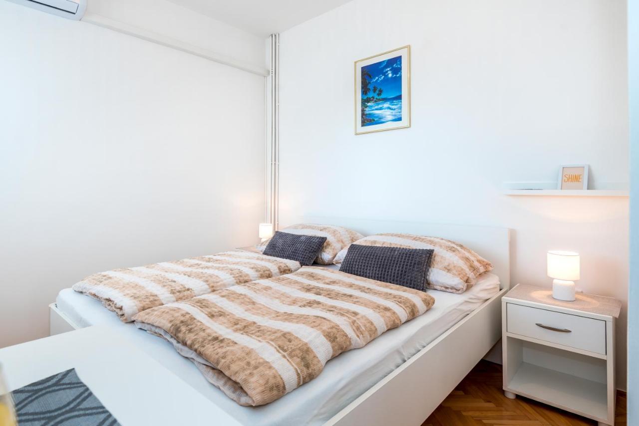 Apartment And Rooms Dalmatiko Vodice Extérieur photo