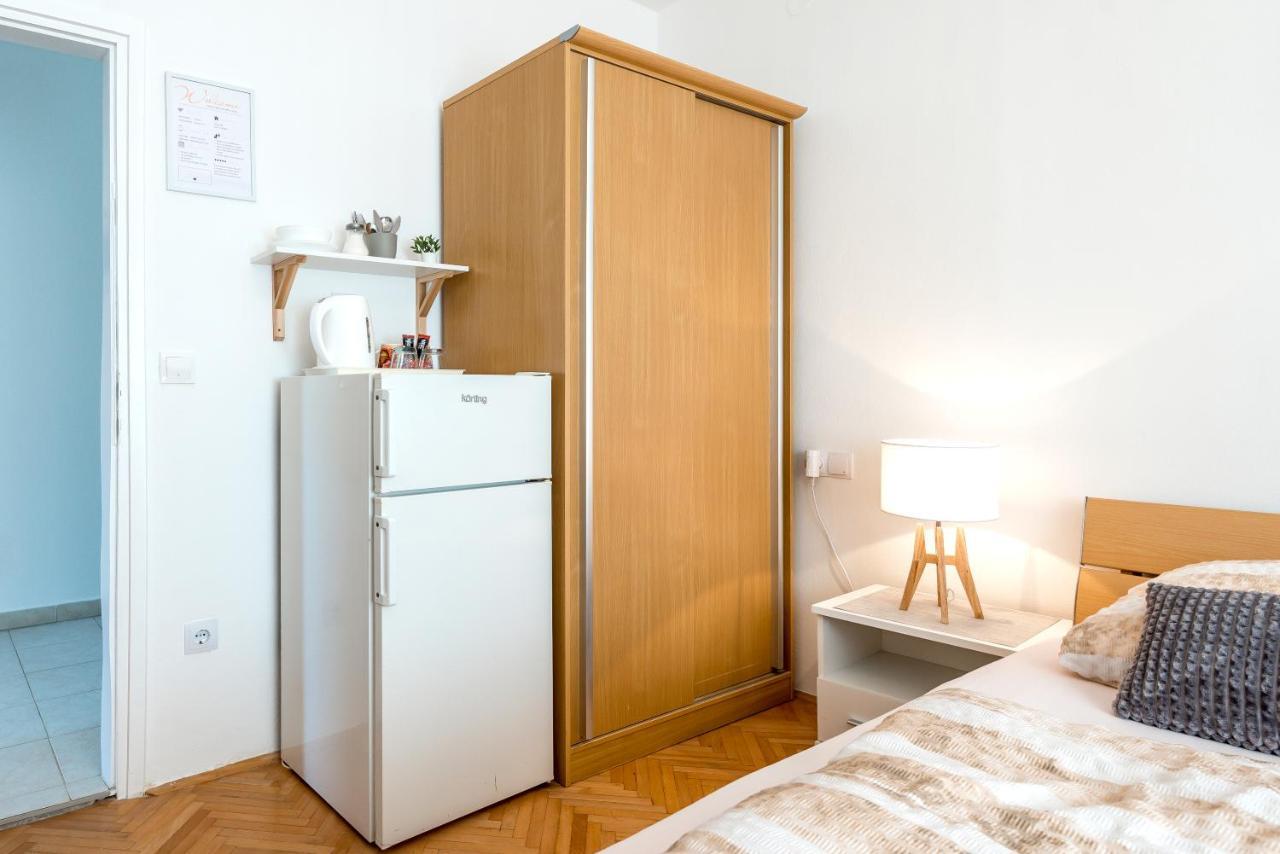 Apartment And Rooms Dalmatiko Vodice Extérieur photo